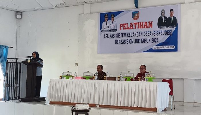DPMD Konsel Gelar Pelatihan Penggunaan Aplikasi Siskeudes Berbasis Online Ke Operator Desa