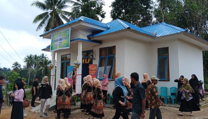 Bupati Konsel H Surunuddin Resmikan Puskesmas Pembantu Prima di Benua