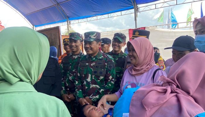 Upacara Penutupan Satgas TMMD Ke-121 Kodim 1430/Konawe Utara Gelar Sunatan Masal