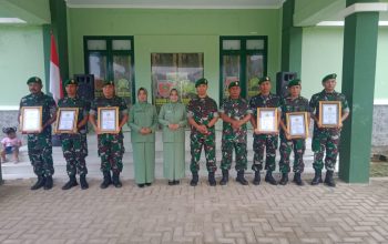Dandim Pimpin Upacara Korp Raport Pindah Satuan 6 Prajurit Terbaik Kodim 1430/Konawe Utara