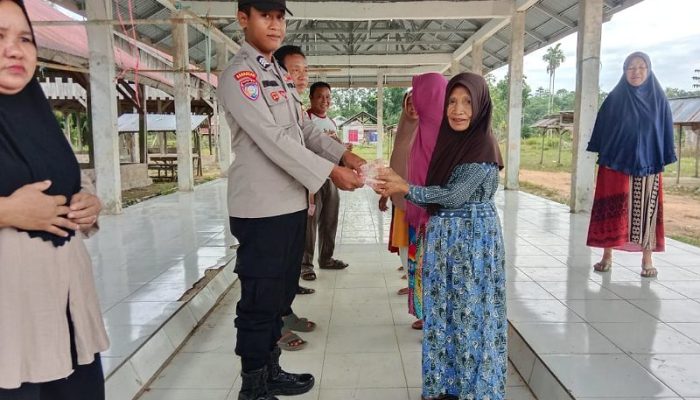 Pemdes Lamooso Salurkan BLT-DD Tahap Akhir Tahun 2024
