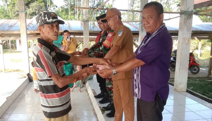 Pemerintah Desa Lamooso Salurkan BLT 2024 Untuk Tahap ke Tiga