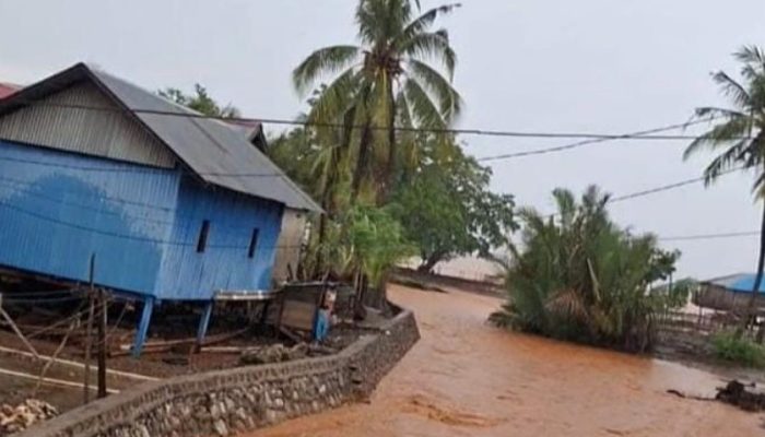 Aliran Kali Dan Pesisir Pantai Diduga Tercemar, AMPLK Sultra Menyoroti Aktivitas PT TBS di Bombana