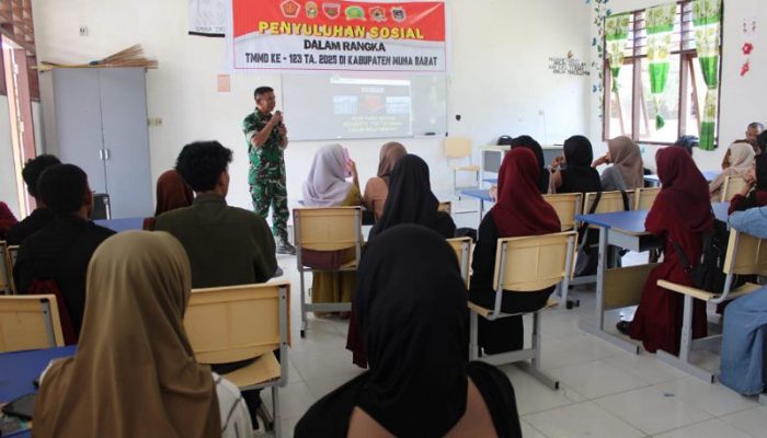 Satgas TMMD 123 Kodim 1416/Muna Sosialisasikan Bela Negara Kepada Siswa SMAN 1 Tiworo Tengah
