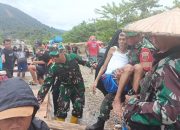 Bakti TNI, Dandim 1430/Konut Bersama Babinsa Siap Atasi Kesulitan Rakyat Terdampak Banjir