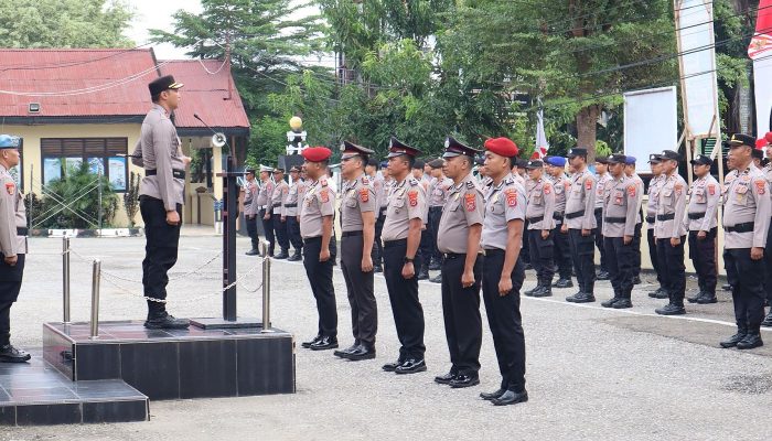 Kapolres Kolaka Pimpin Korp Raport  Periode 1 Juli 2025 Personil Polres Kolaka