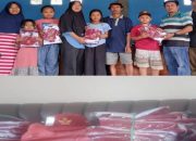 Dukung Dunia Pendidikan, Pemdes Puuroe Salurkan 40 Paket Bantuan Seragam SD Gratis