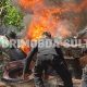 Brimob Polda Sultra Kerahkan Dua Water Cannon Padamkan Kebakaran Pabrik Ban Bekas di Konsel