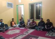 Pemdes Lamooso Salurkan Honor Kader, Guru Ngaji Dan Imam Masjid