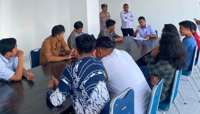 Aksi di ESDM, Kantor Gubernur dan DPRD Sultra, Bumi Hijau Nusantara Tuntut Pemenuhan Hak Masyarakat Adat Wonua Lengora