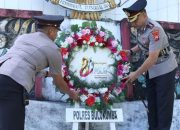 Mengenang Jasa Pahlawan, Polres Bulukumba Gelar Upacara Ziarah dan Tabur Bunga